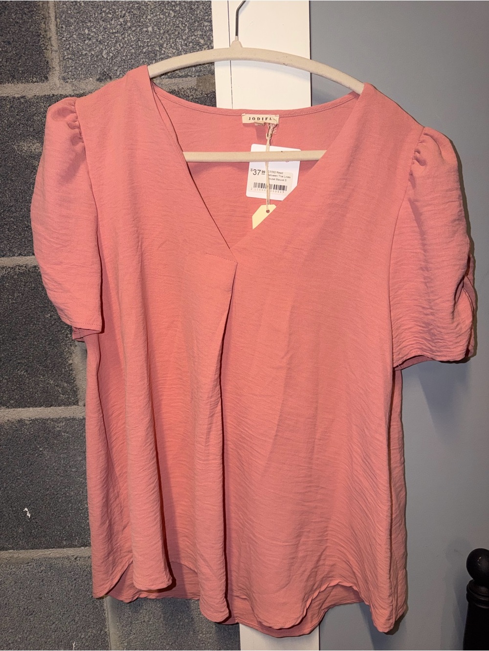JODIFL Dusty Pink V-Neck Puff Sleeve Top